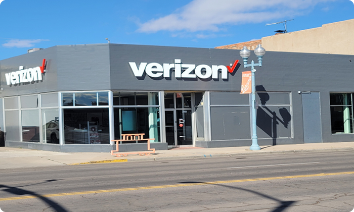 Verizon store in downtown Laramie, WY