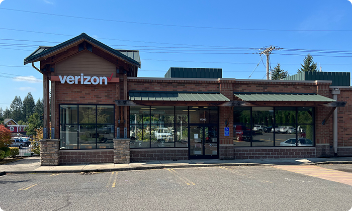 Verizon store in Sandy, OR