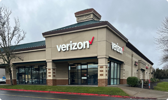 Verizon store in Troutdale, OR