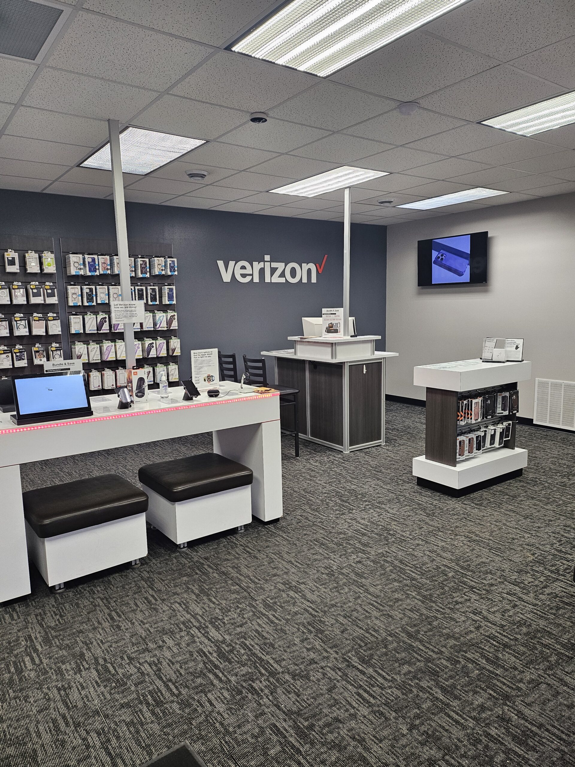 TEAM Wireless Edgerton MN Interior