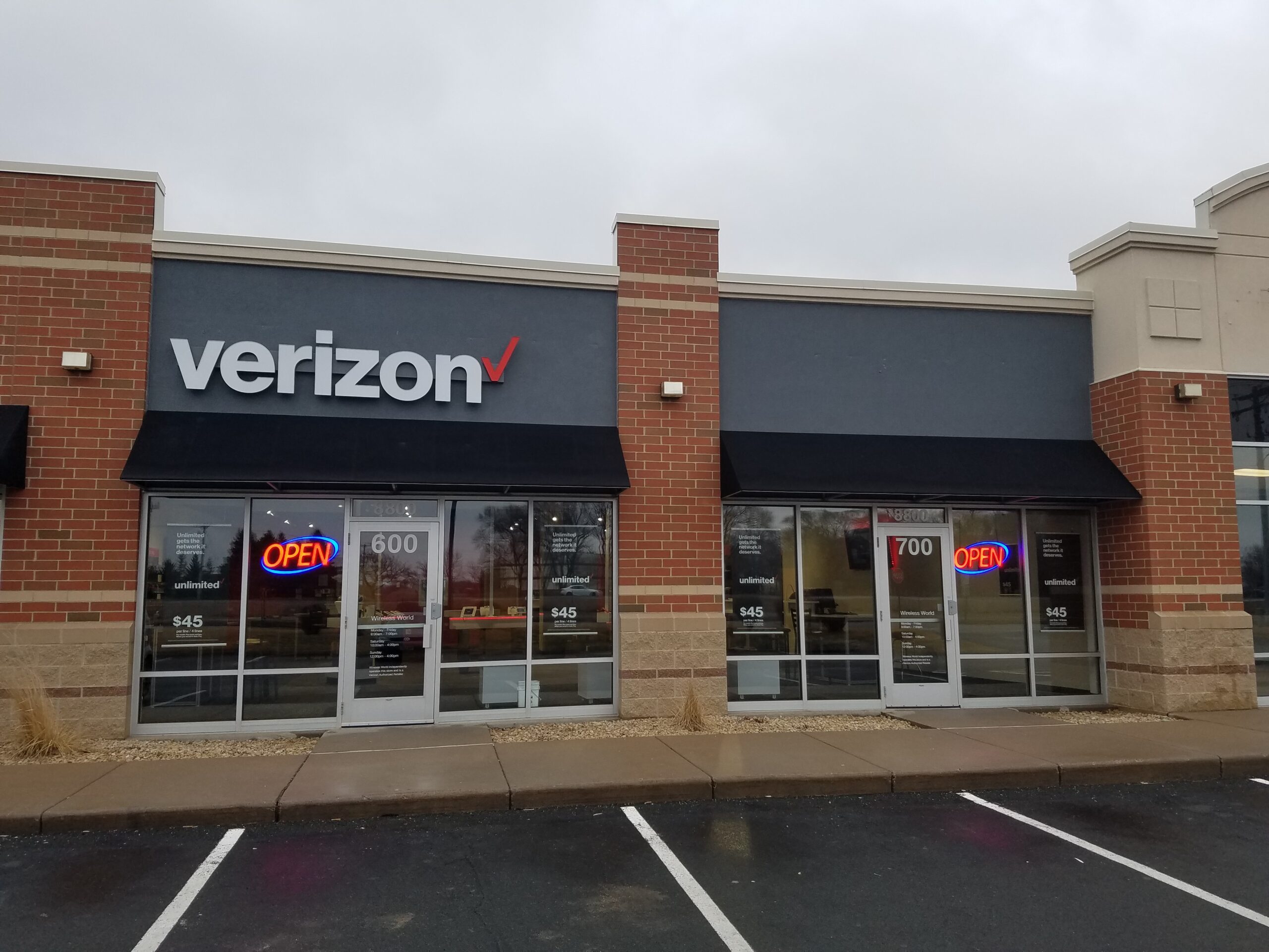 TEAM Wireless Cottage Grove MN Exterior