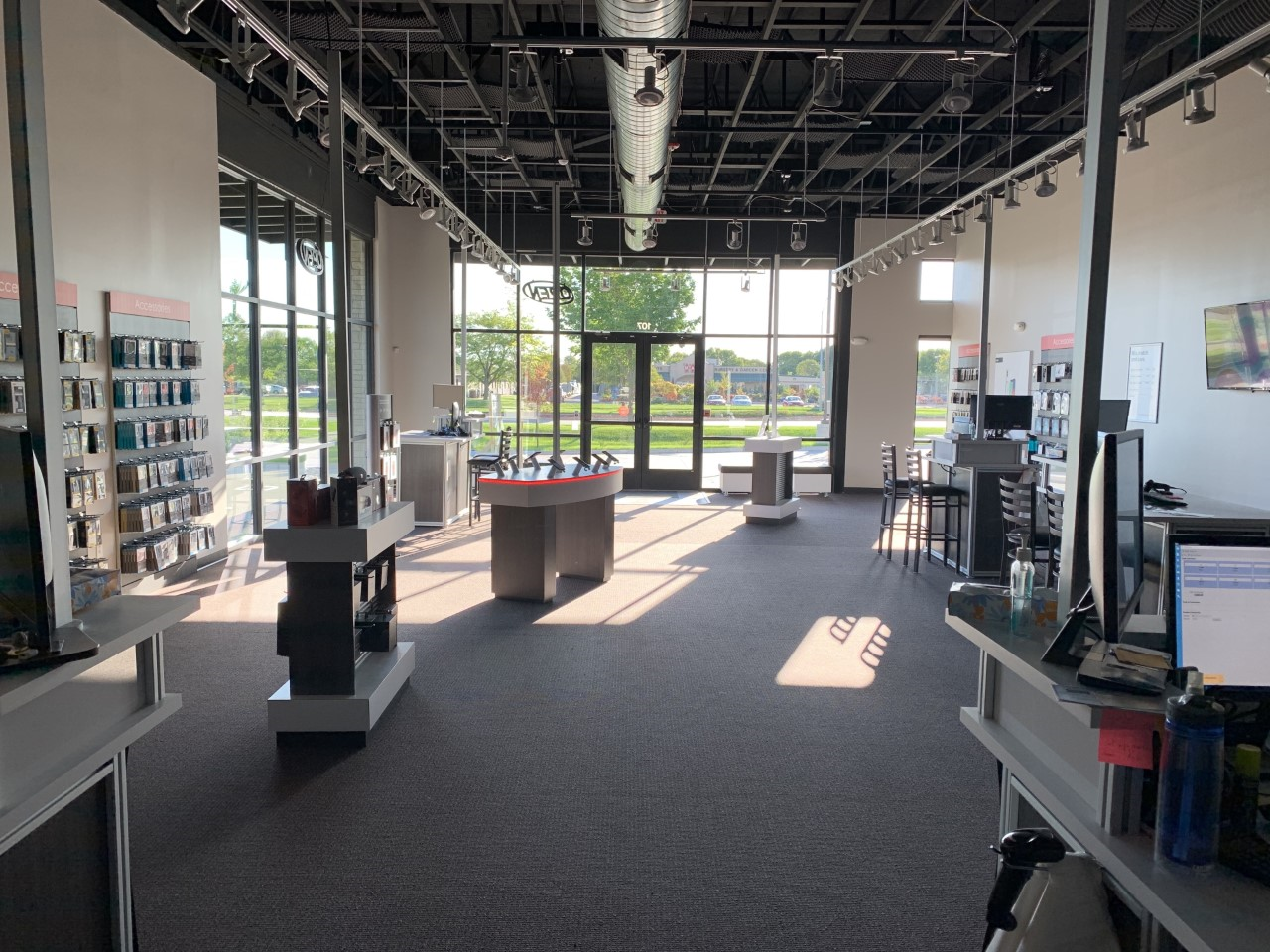 TEAM Wireless Ankeny Iowa Interior