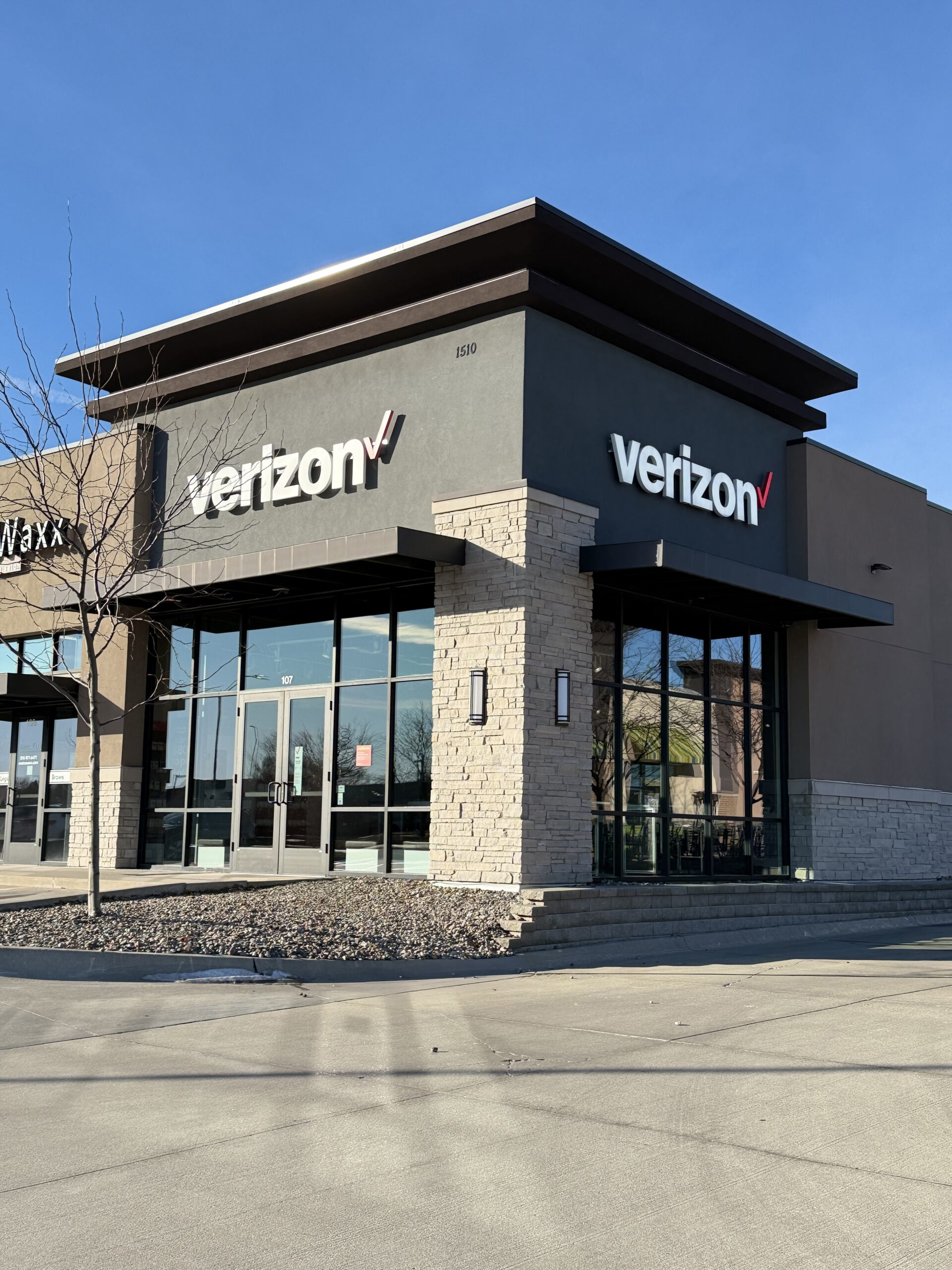 TEAM Wireless Ankeny Iowa Exterior