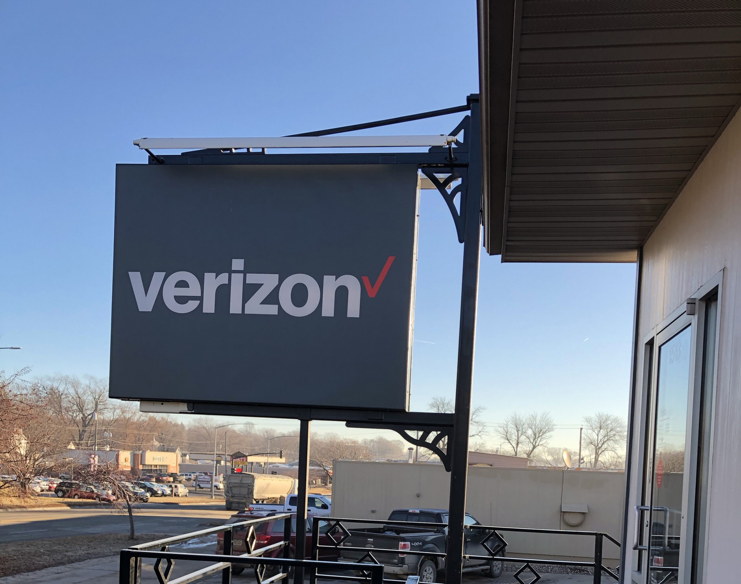 TEAM Wireless Denison IA Exterior