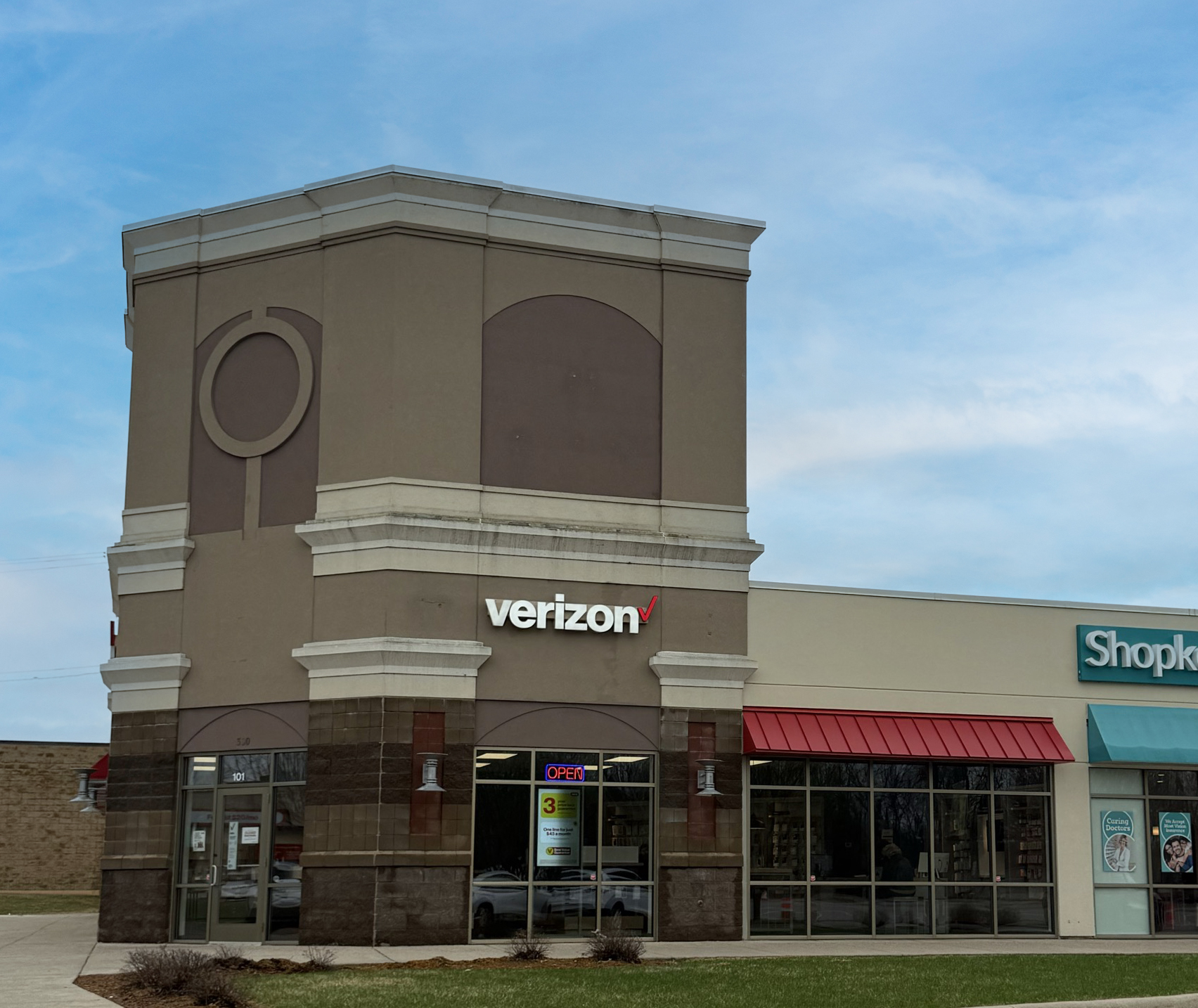 TEAM Wireless Faribault MN Exterior