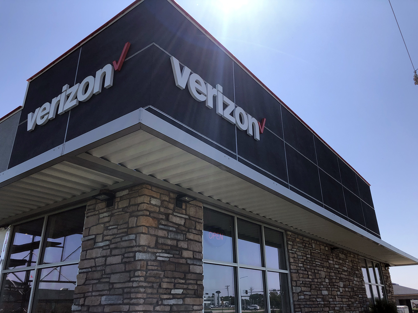 TEAM Wireless Hastings NE Exterior