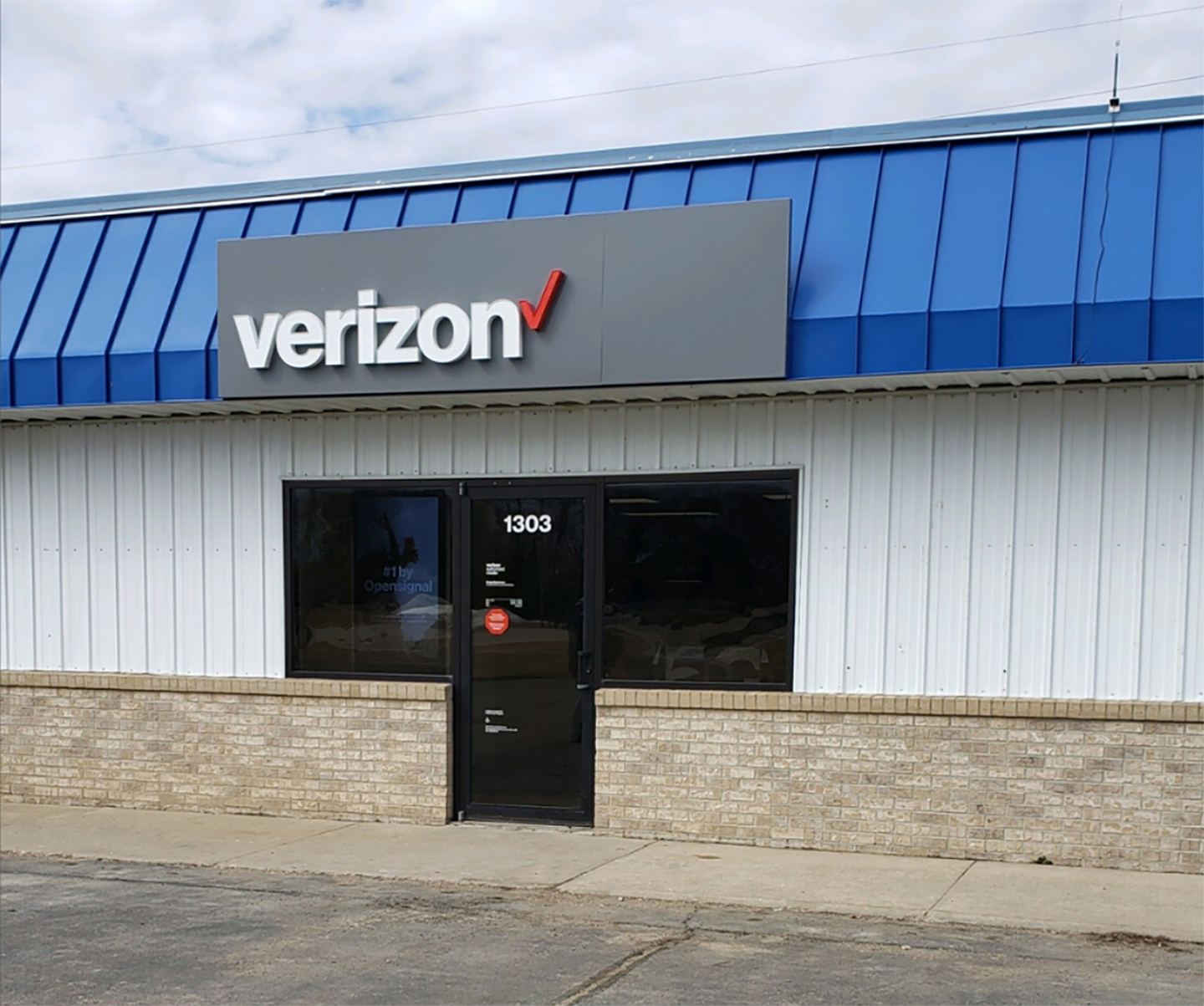 TEAM Wireless Milbank SD Exterior