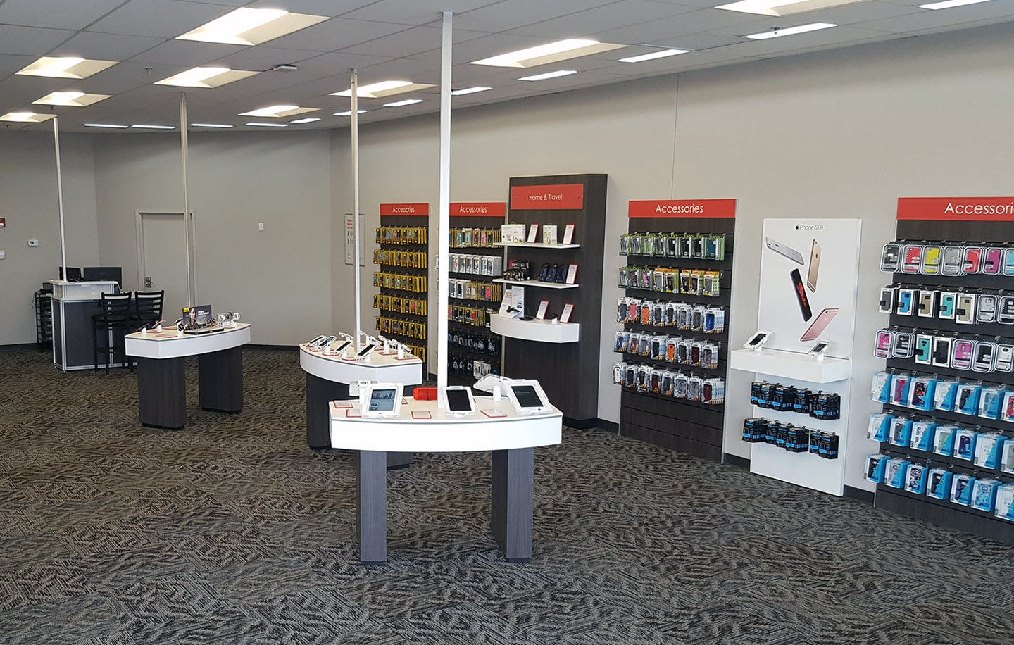 TEAM Wireless Owatonna North Interior