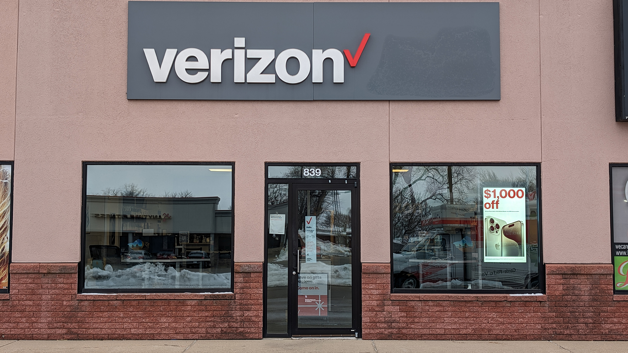 TEAM Wireless Vermillion SD Exterior